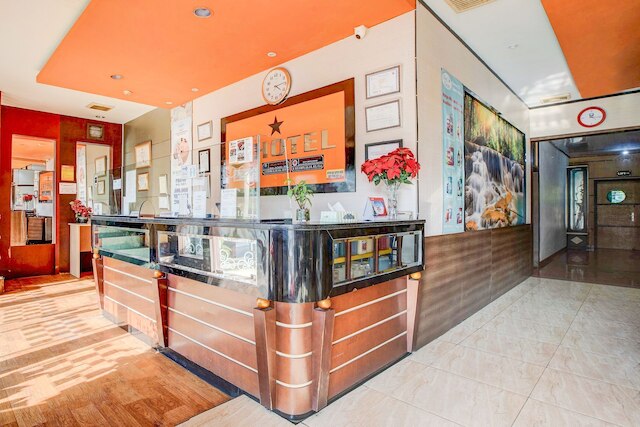 ダンセンター S ホテル