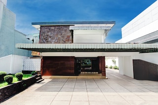 Hotel O Hotel Wisma Hasanah