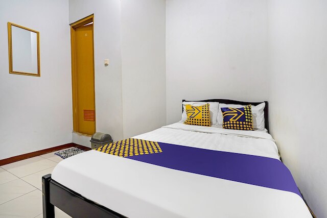 SPOT ON 91221 ポンドック NSN シャリア