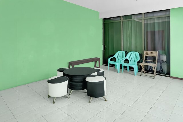 ホテル O サガラ ホームステイ ルンクット