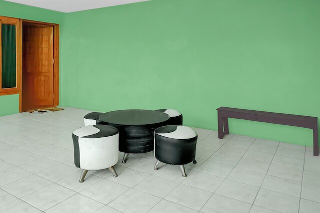 ホテル O サガラ ホームステイ ルンクット