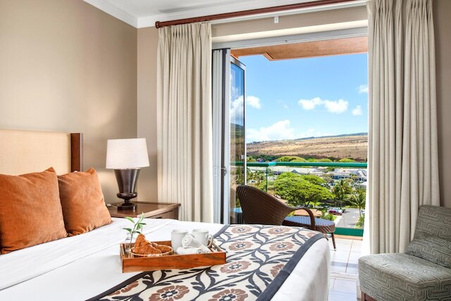 KBM Resorts Spacious Ocean View 6-bedroom Honua Kai Collection Multi Unit Listing Same Floor 2 Free Rental Cars! Hkk-920/26