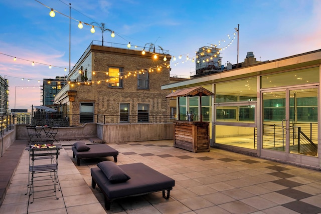Skyline Lofts by Avantstay: a Multi-level Industrial-chic Retreat in Dtla With Rooftop Views, Soaring Ceilings & Steps to Dining, Music & Culture