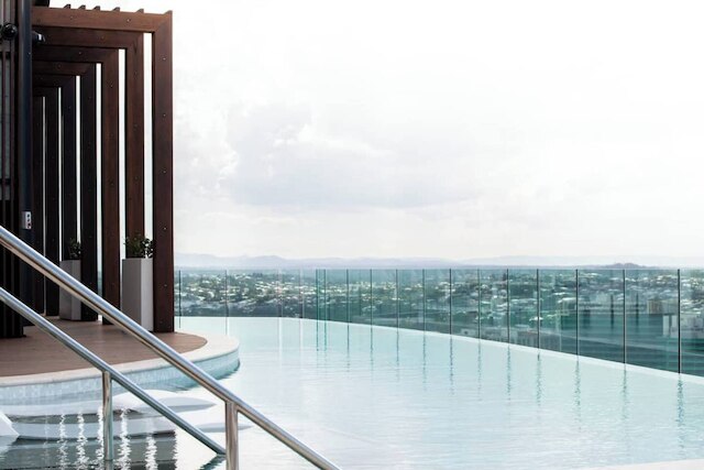 ラグジュアリー アパートメンツ ウィズ ルーフトップ プール CBD