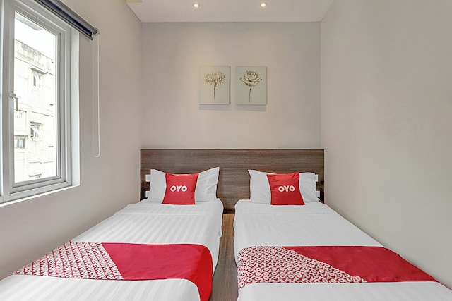 Capital O 94727 Regia Cihampelas Ciwalk