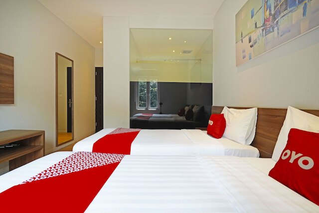 OYO 94729 Regia Dago