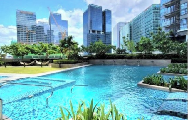 Room-executive Suites 4 Bedroom Condo Up