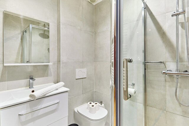 チャーミング フラット イン ザ ハート オブ パリ