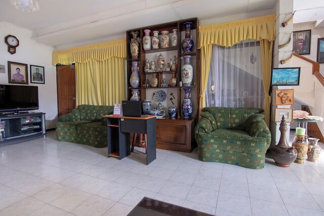 OYO 3067 フランボヤン ホームステイ シャリア