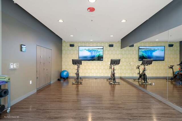 Unbeatable Top Floor Views Central Modern