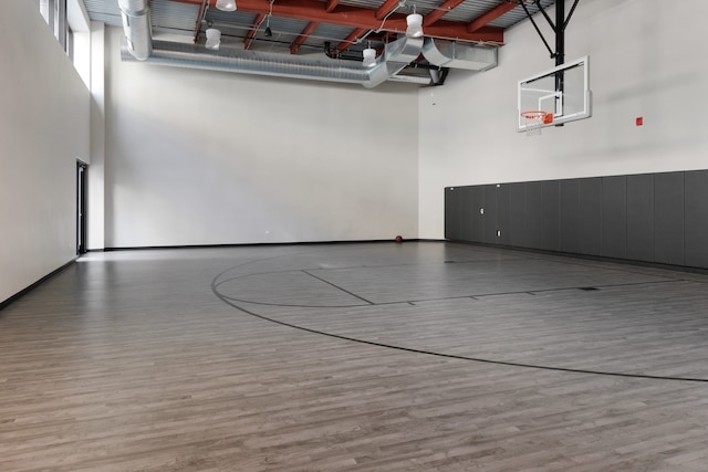 Downtown Charm 2BR Comfort Great Amenities