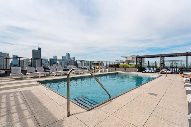 Mag Mile Retreat Stunning Views High-end 2BR