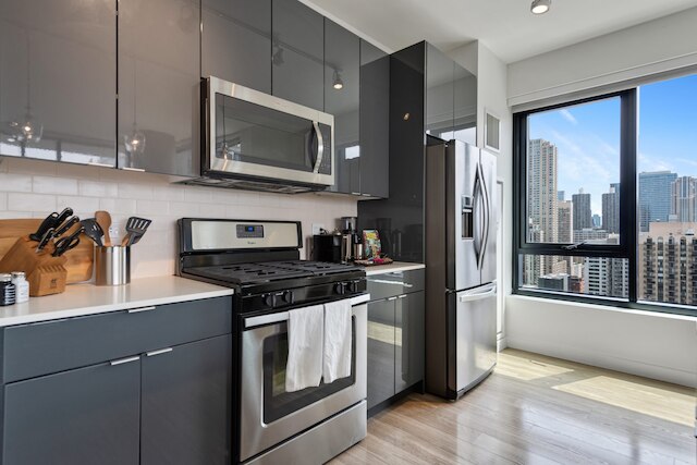 Mag Mile Retreat Stunning Views High-end 2BR