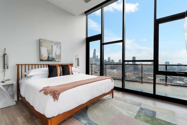 Penthouse Near Fulton Market 3BR Luxury
