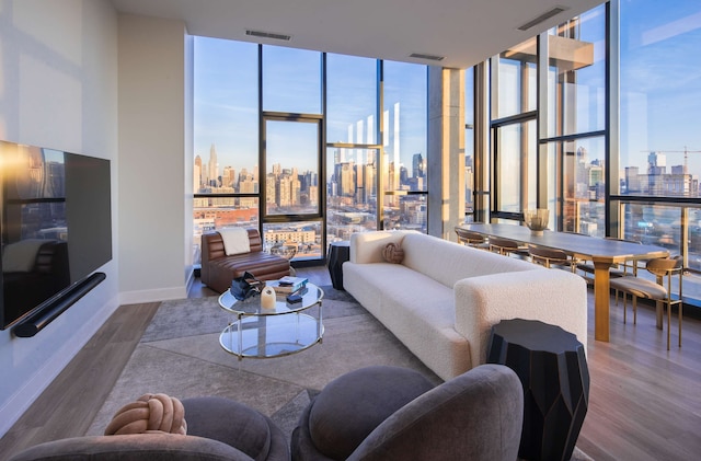 Penthouse Near Fulton Market 3BR Luxury