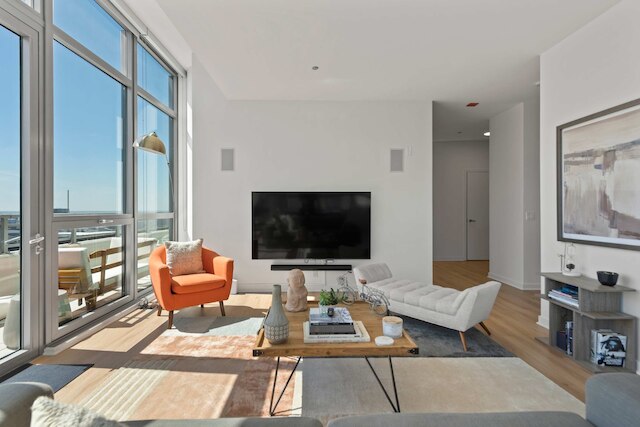 West Loop Group Retreat 2 Penthouses Balconies