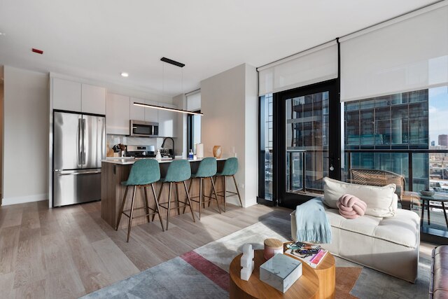 Unforgettable Stay High End 2BR Easy City Access