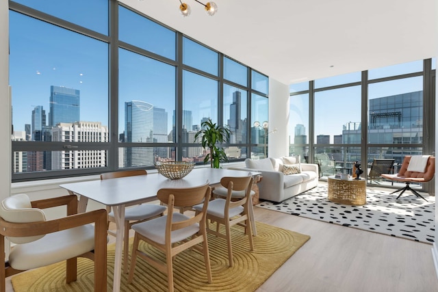 West Loop Grand Penthouse 3BR Best Views