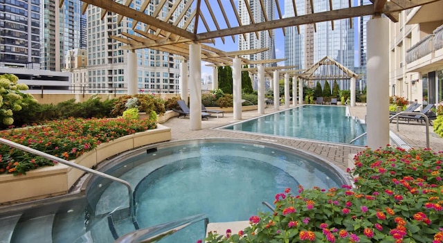 Group Ideal Home 2x 2BR Balcony Prime Location