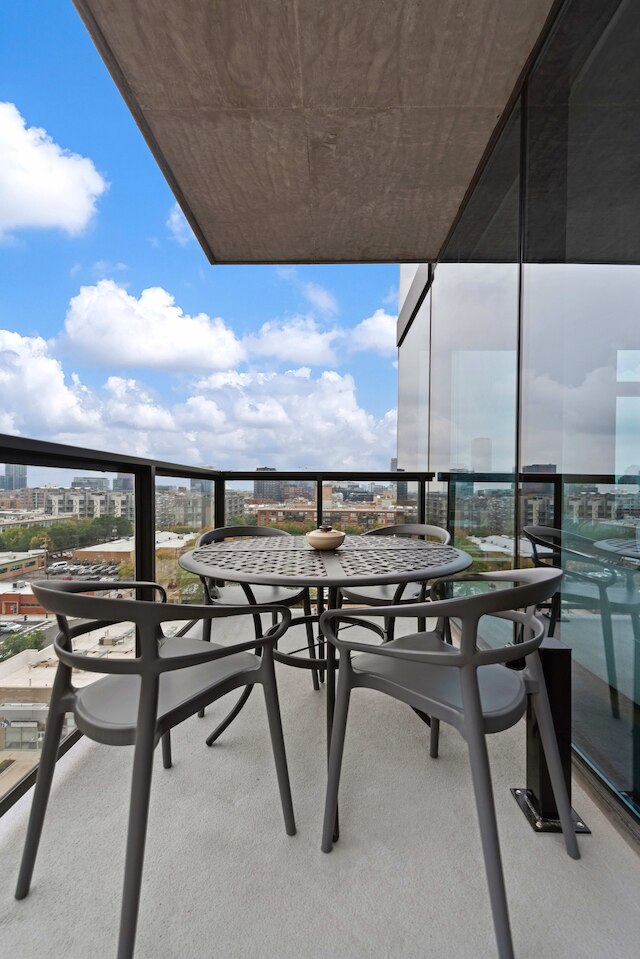 West Loop High-end 2BR Walkable City Views