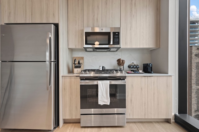 West Loop High-end 2BR Walkable City Views