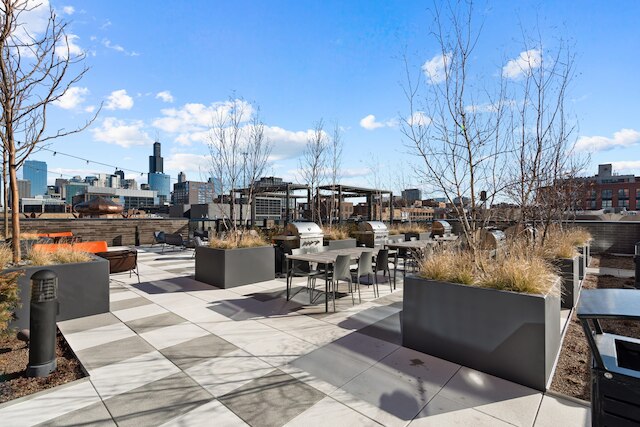 Foodies Best Dining Nightlife Steps Away Theboho