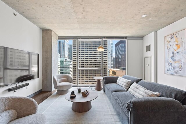 アーバンリトリート 2ベッドルーム シティビューズ ニア ショップス