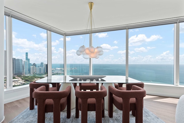 Sky-high Living Lake Views Elite Experience