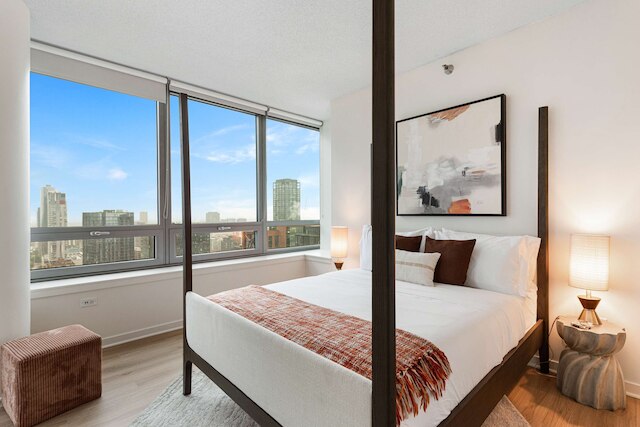 Brand-new 3BR City Views Prime West Loop Spot