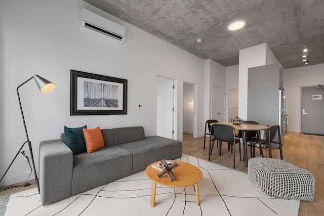 4BR Lincoln Park Getaway Steps to Red Line