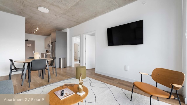 The Spark -your Entire Crew Fits Here 20br 5 Units