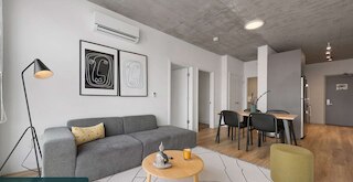 The Spark -your Entire Crew Fits Here 20br 5 Units