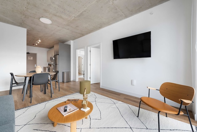 Large Group Lincoln Park 4BR Near Train More