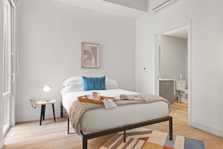 Family-friendly 4BR in Lincoln Park Safe Area