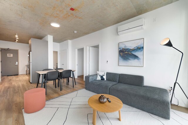 Group-ready 4BR Free Parking Walkable