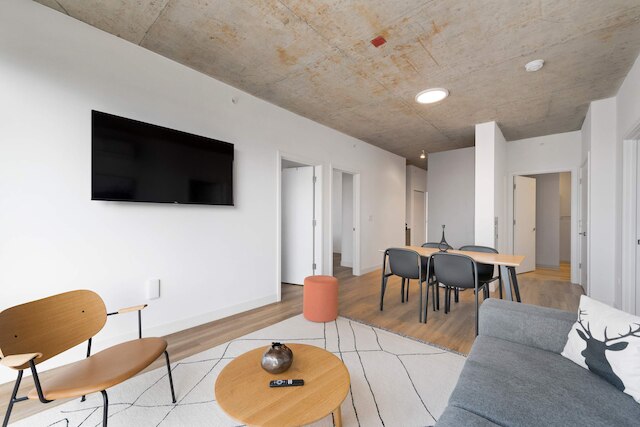 Group-ready 4BR Free Parking Walkable