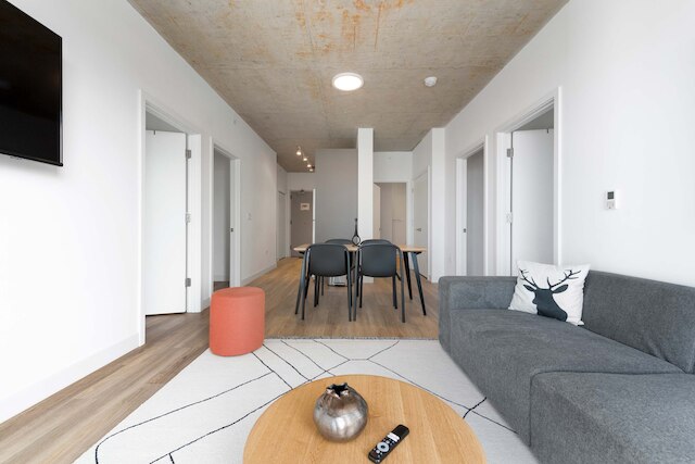 Group-ready 4BR Free Parking Walkable