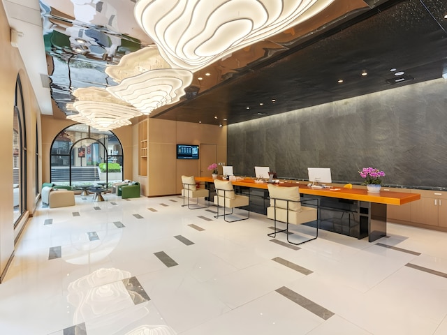 Magnotel Guilin Elephant Trunk Hill