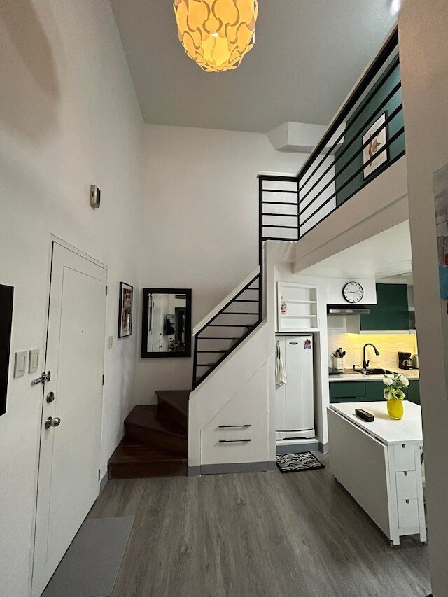 Simple but Cozy, Feel at Home