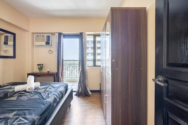 Lovely Skyview Haven -near BGC