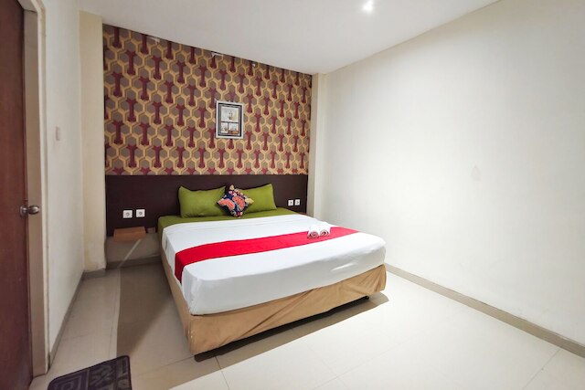 TwoSpaces Living at Kutisari Residence