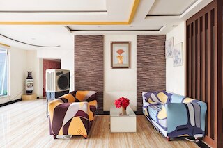 TwoSpaces Living at Kutisari Residence