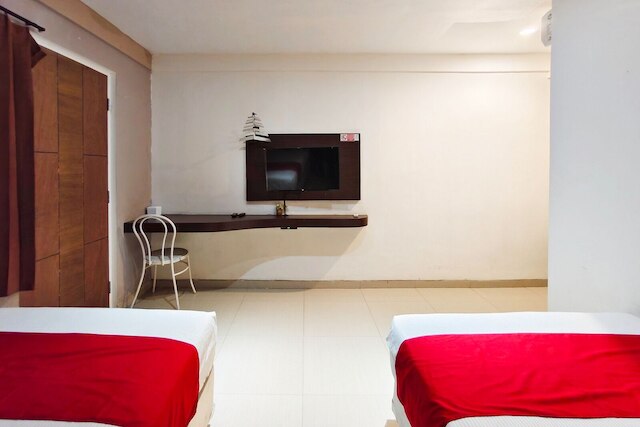 TwoSpaces Living at Kutisari Residence