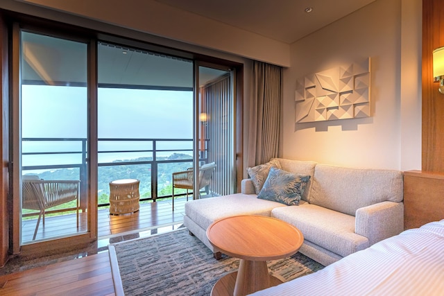 Izu Hotel Resort & Spa