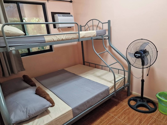 3 Bedrooms 2 Storey House!