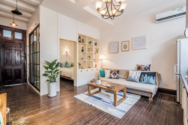 Shanghai Hills & XING 48 Homestay