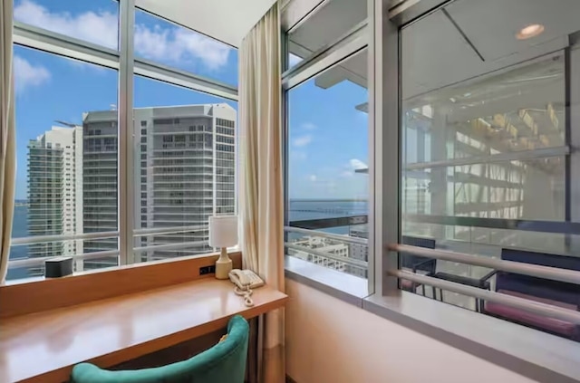 AKA ブリッケル シービュー by パレルモ ホーム