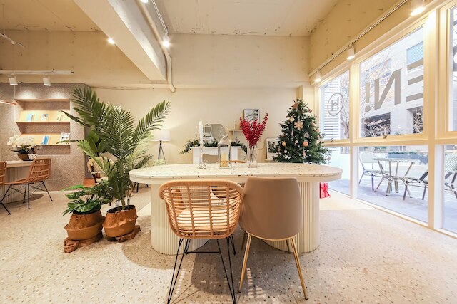 Gwangju W Lounge Hotel