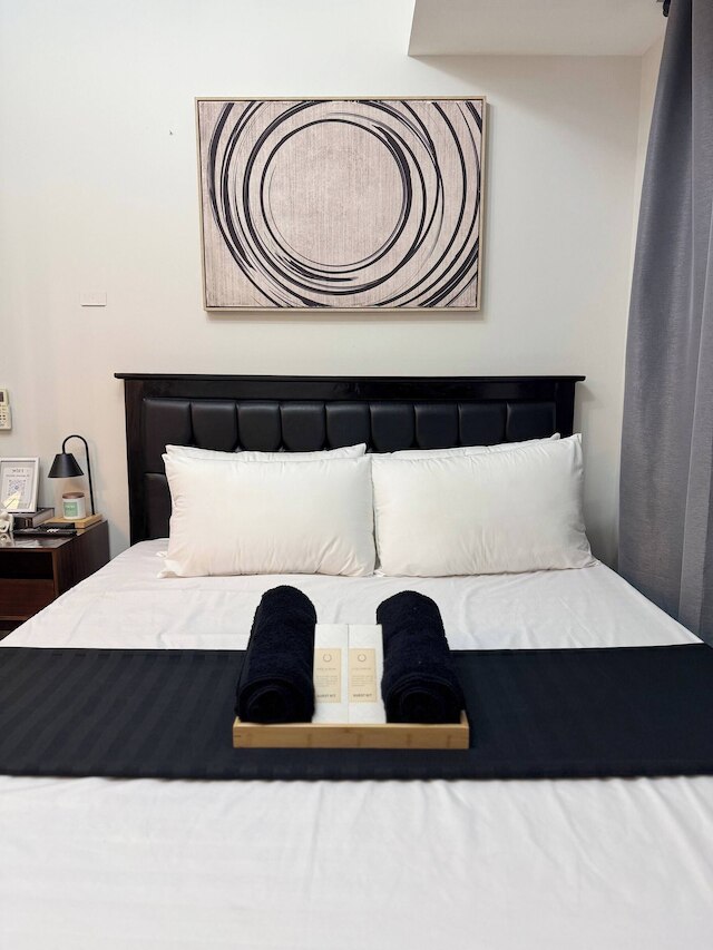 Stunning 42nd Floor Apt With Netflix