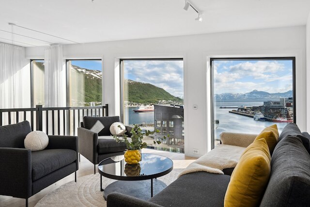 トータルアパートメンツ ノーザン ライツ ペントハウス